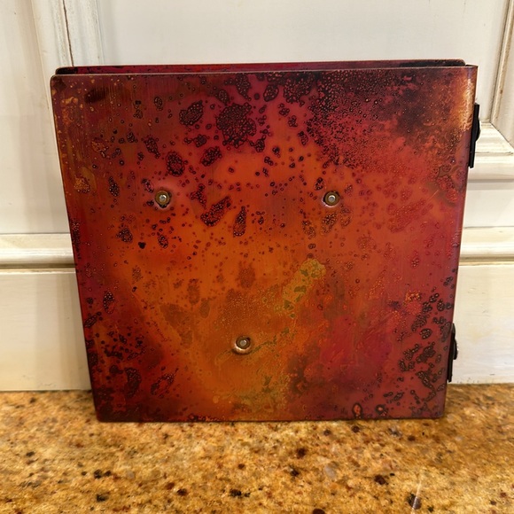 NWT👶 THE ALL GOURS UNIQUE COPPER PHOTO ALBUM WITH PATINA- SAYS OUR BABY - Picture 2 of 8
